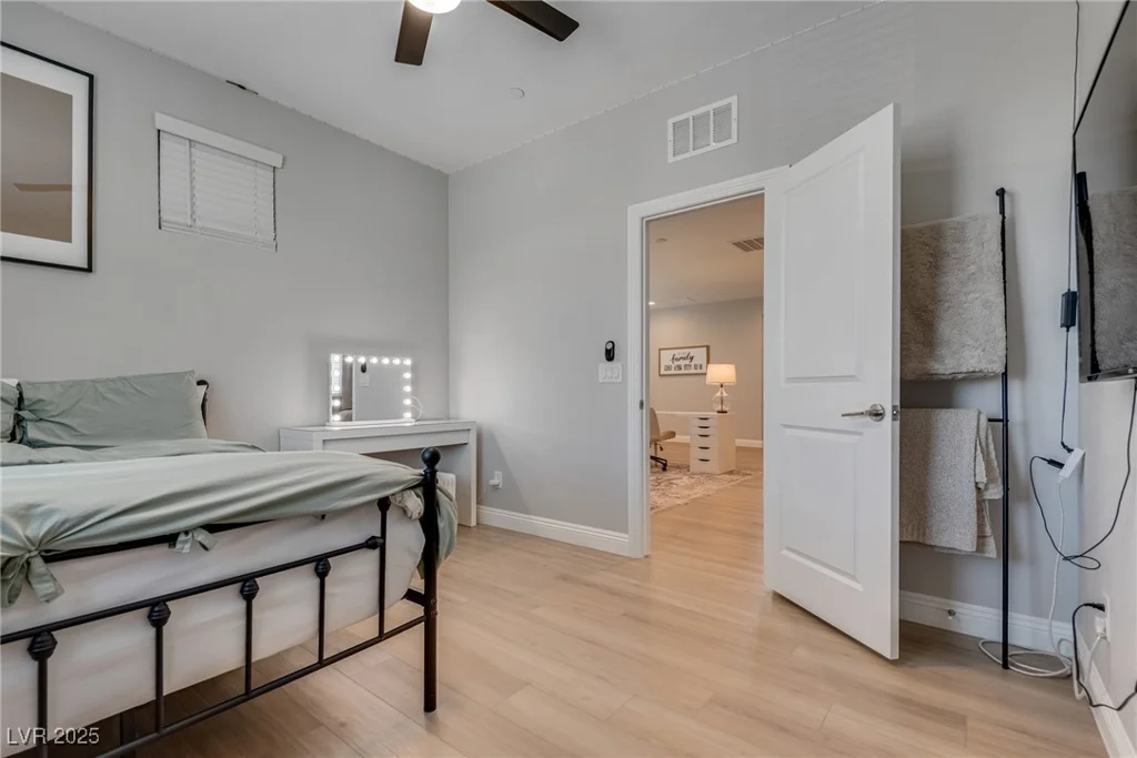 9925 Topaz Peak, Las Vegas, NV 89178