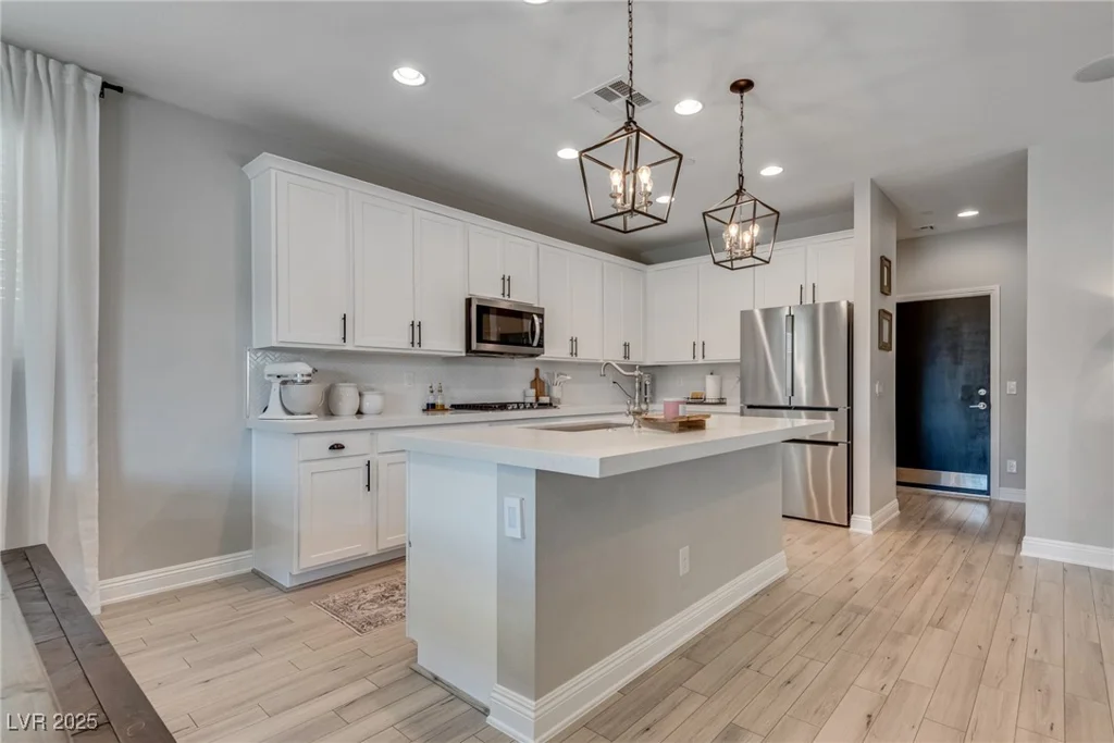 9925 Topaz Peak, Las Vegas, NV 89178