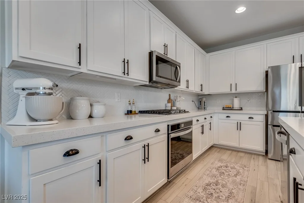 9925 Topaz Peak, Las Vegas, NV 89178