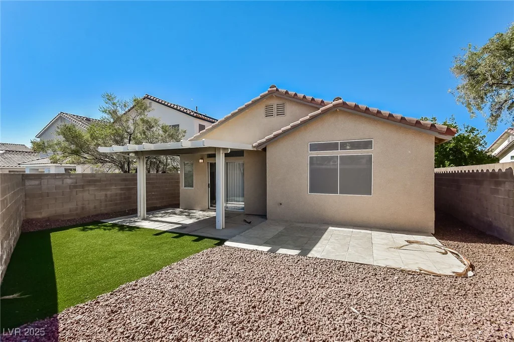 7272 Golden Star, Las Vegas, NV 89130