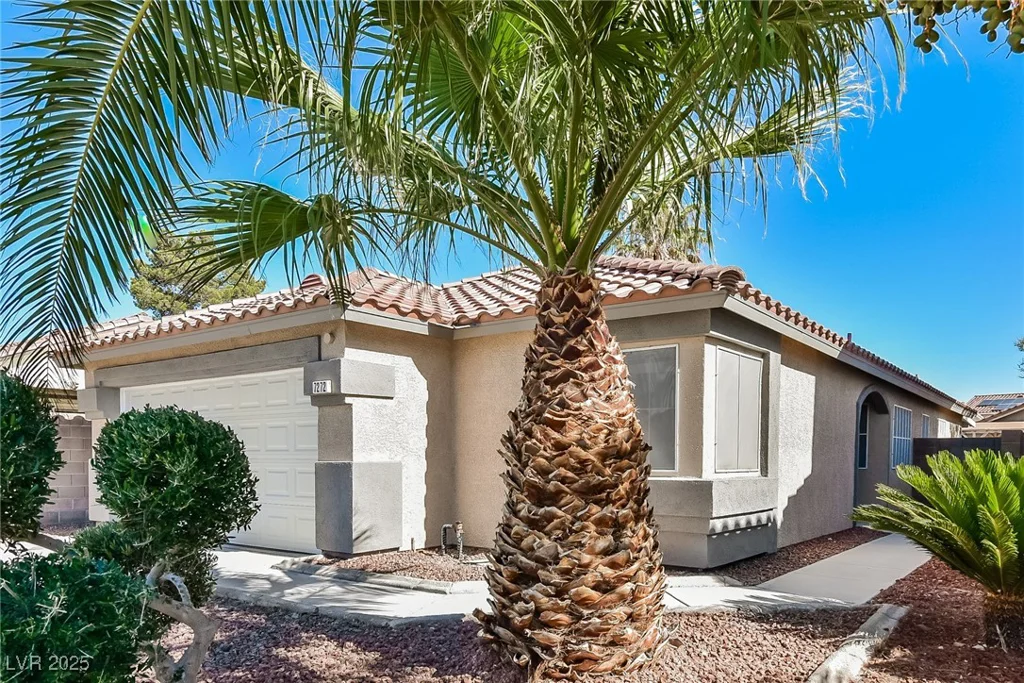 7272 Golden Star, Las Vegas, NV 89130