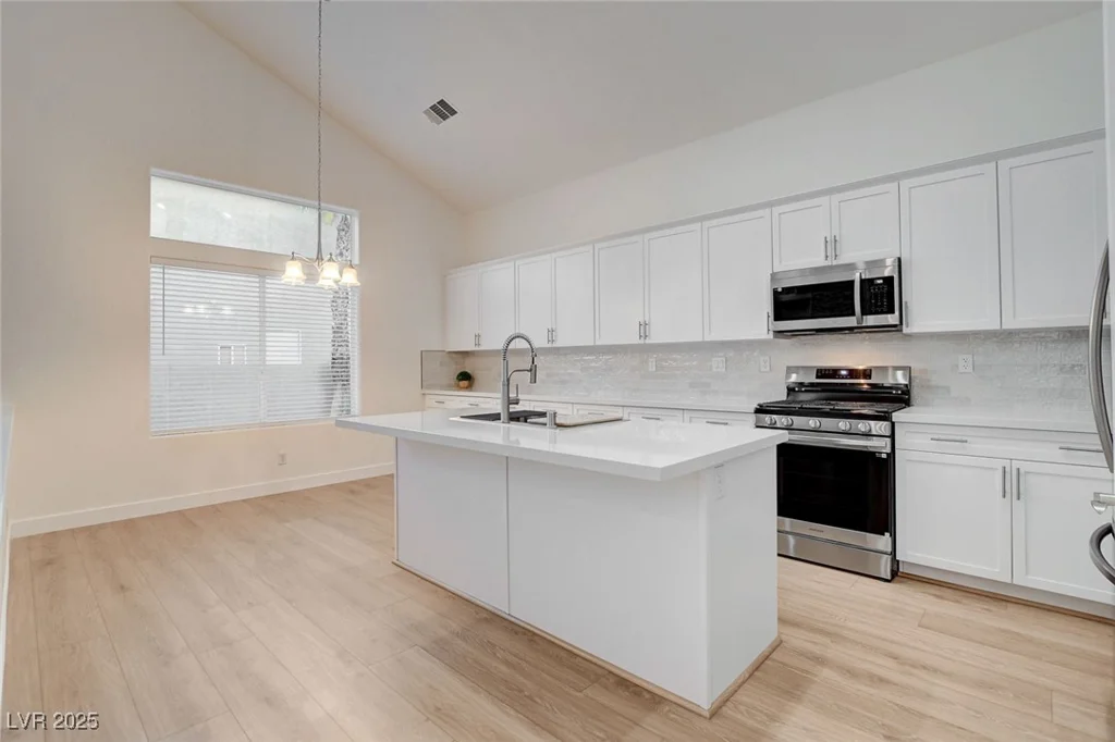 9324 Bondeno, Las Vegas, NV 89123
