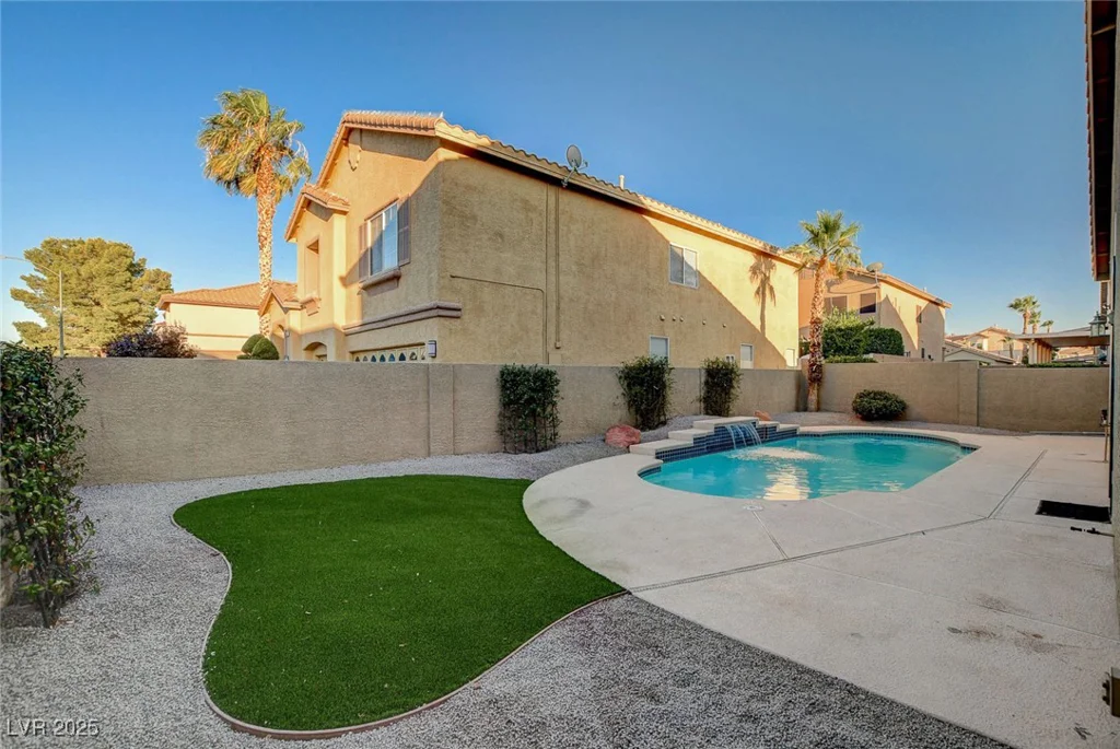 9324 Bondeno, Las Vegas, NV 89123