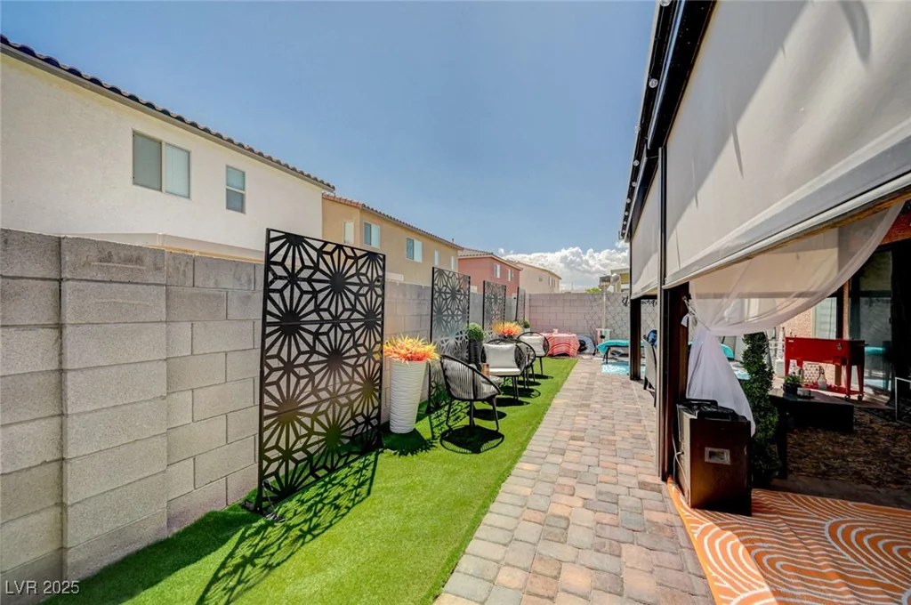 1413 Miller Ridge, North Las Vegas, NV 89031