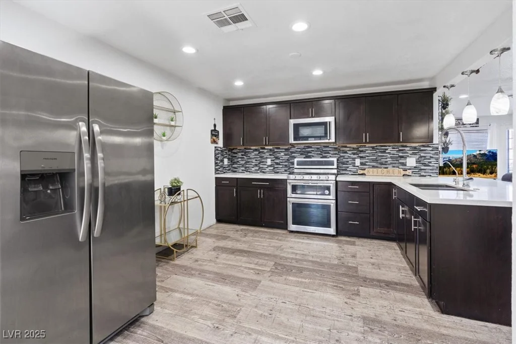 3849 Rose Canyon, North Las Vegas, NV 89032