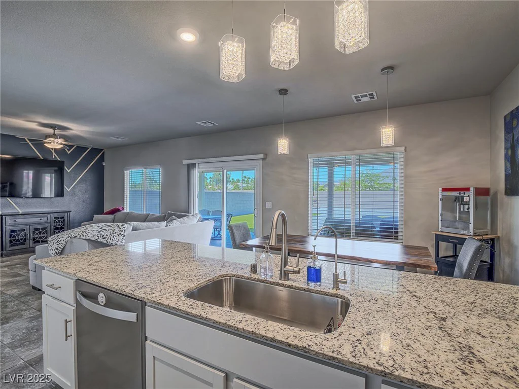 3840 Antilia, North Las Vegas, NV 89084