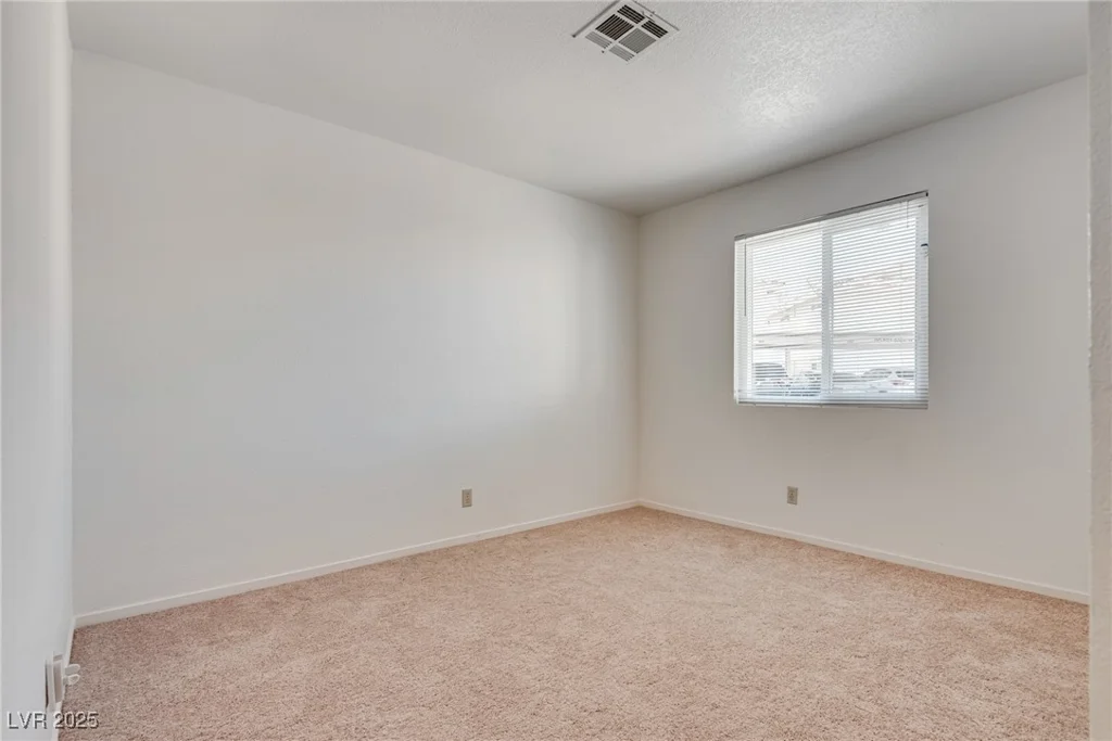 904 Rockview, Las Vegas, NV 89128
