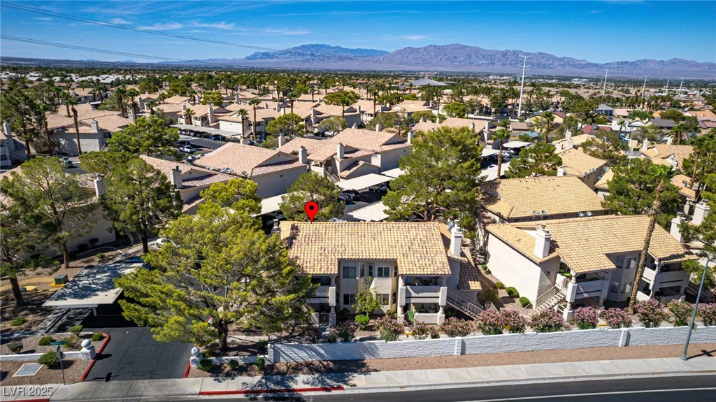 904 Rockview, Las Vegas, NV 89128