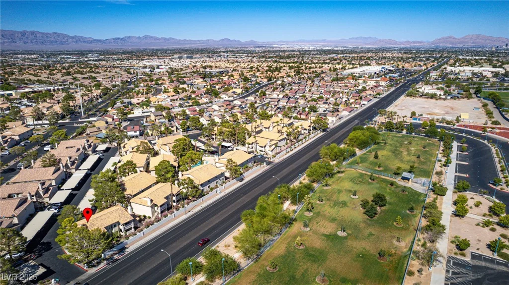 904 Rockview, Las Vegas, NV 89128