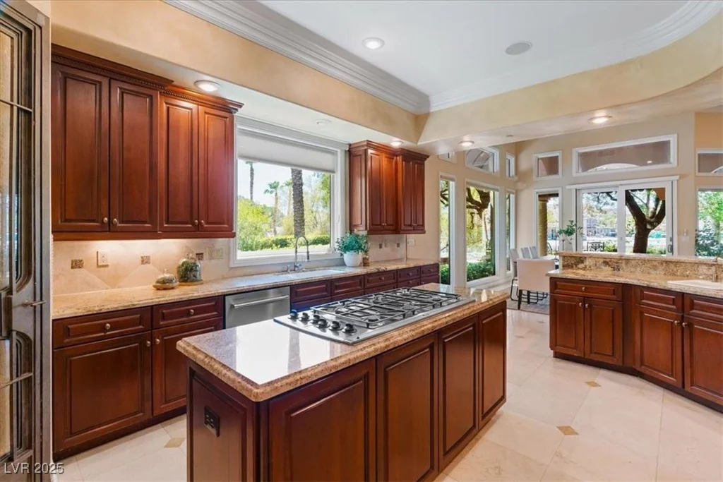 1 Via Mira Monte, Henderson, NV 89011