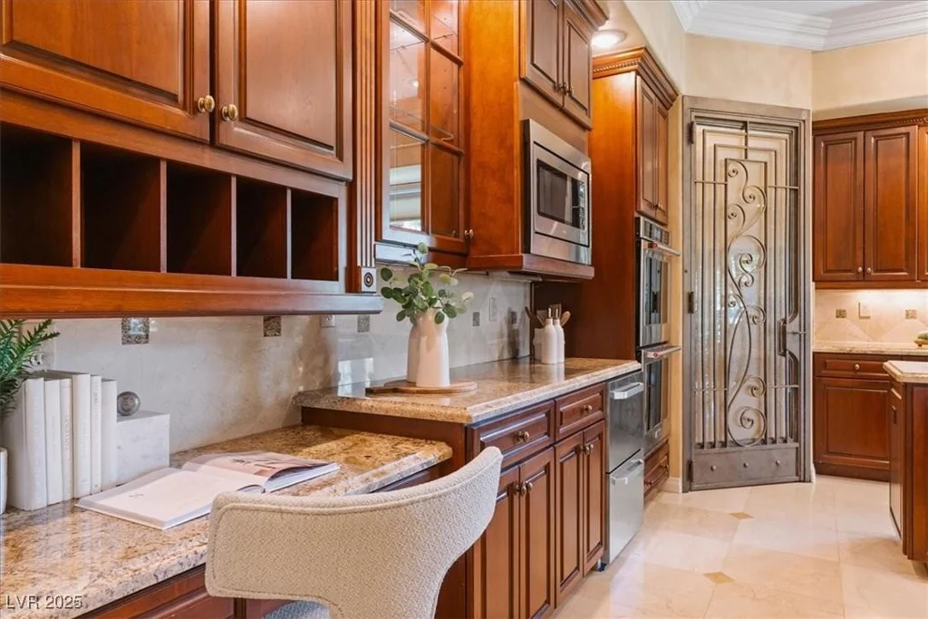 1 Via Mira Monte, Henderson, NV 89011