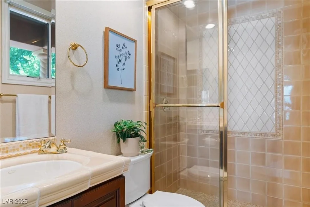 1 Via Mira Monte, Henderson, NV 89011