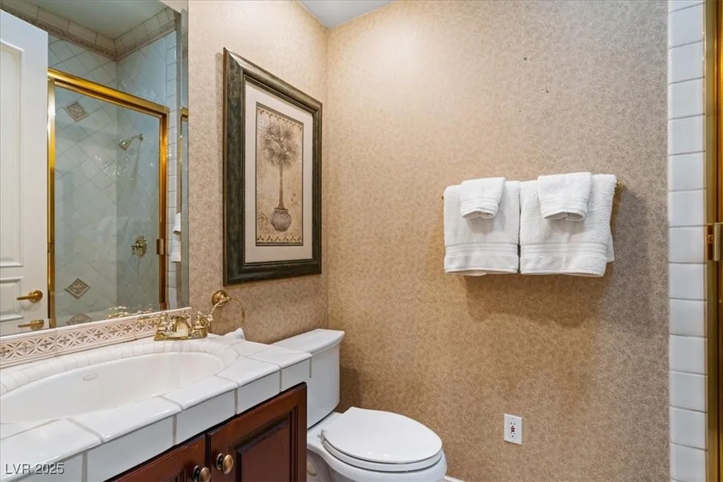 1 Via Mira Monte, Henderson, NV 89011