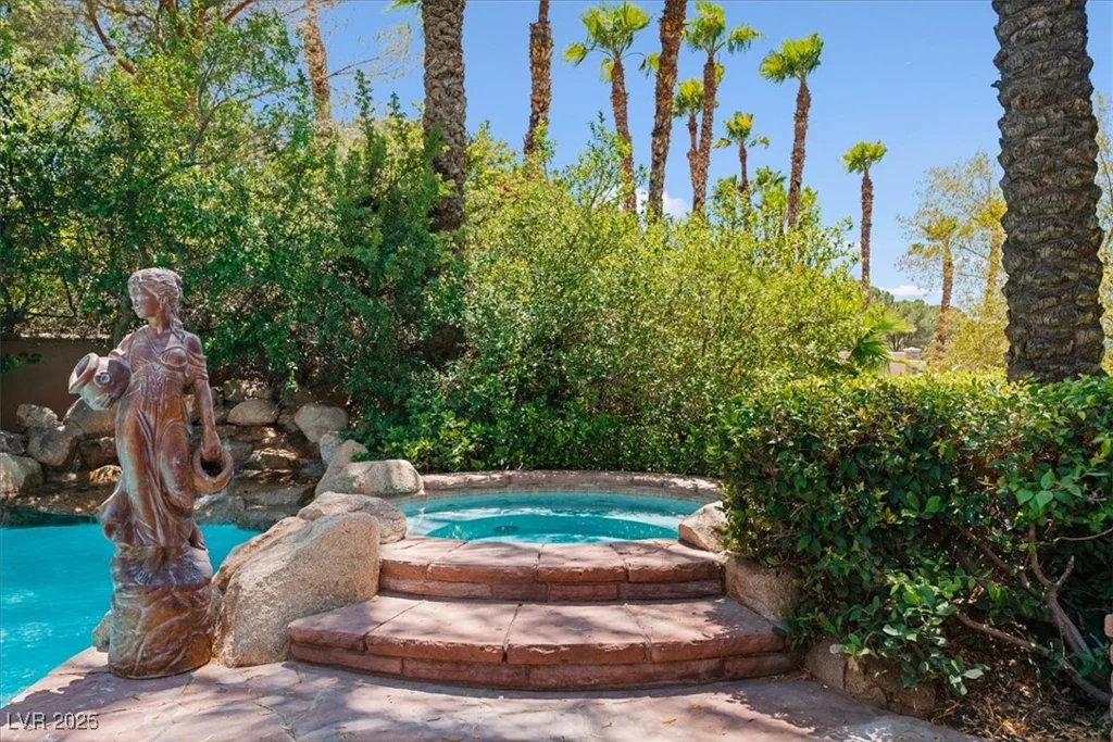 1 Via Mira Monte, Henderson, NV 89011