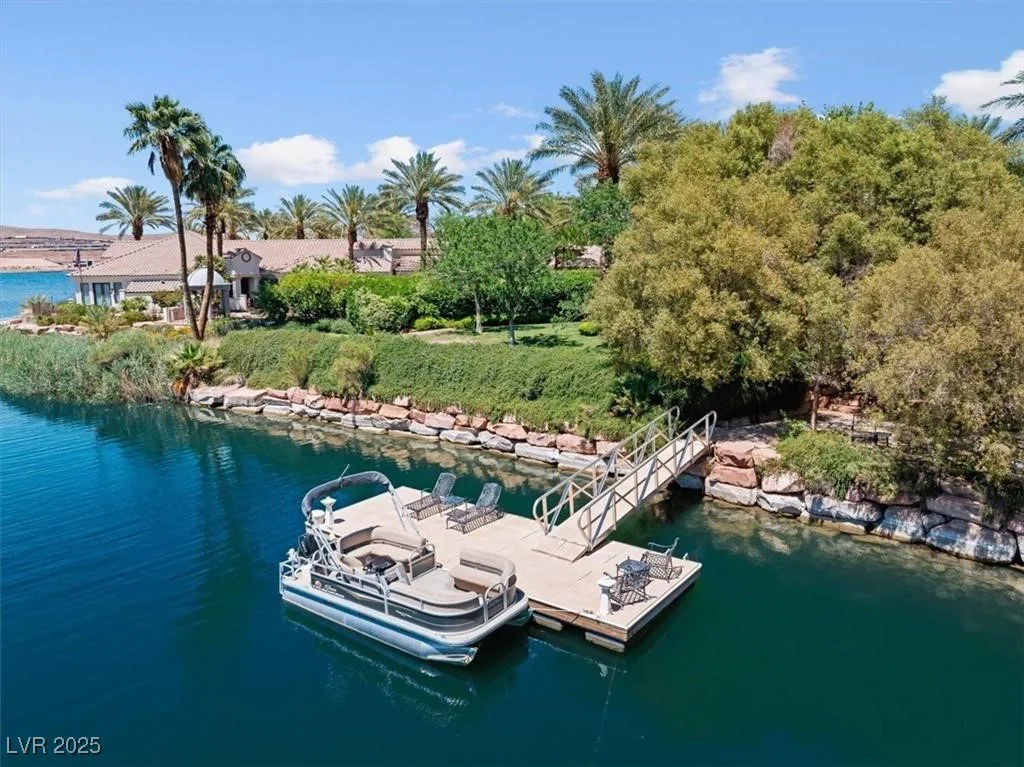 1 Via Mira Monte, Henderson, NV 89011