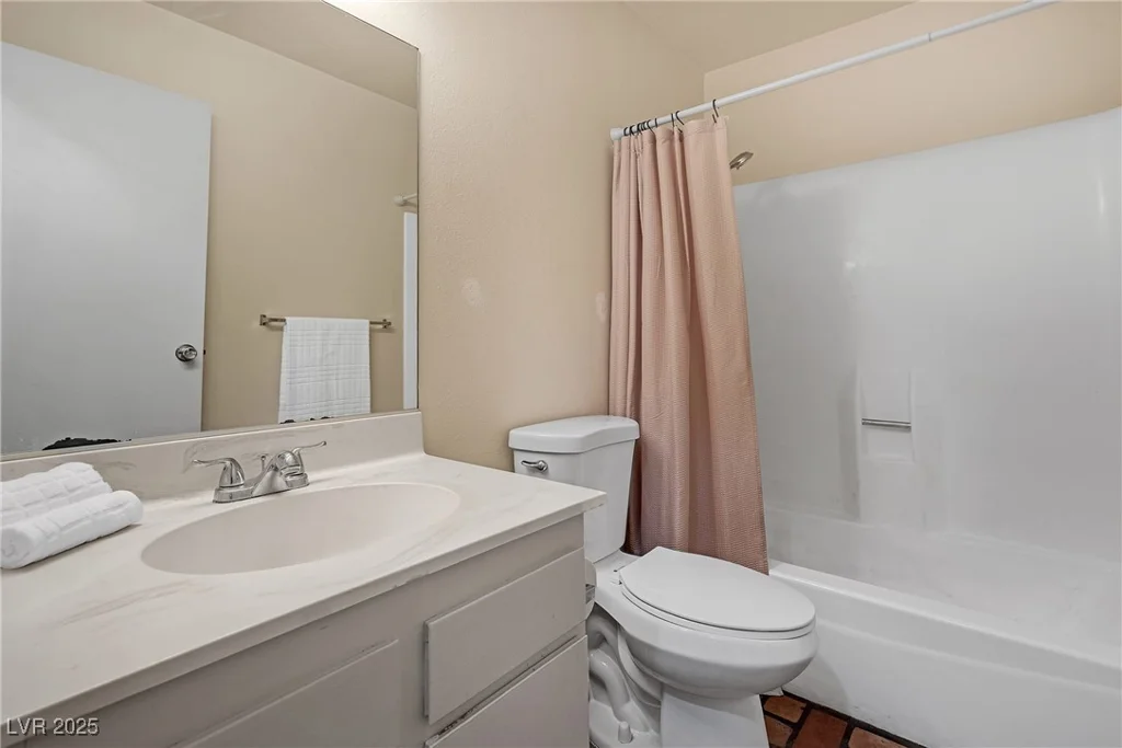 1544 Hialeah, Las Vegas, NV 89119