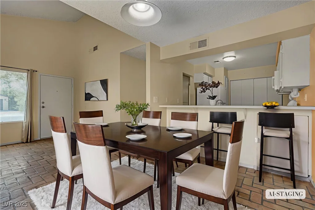 1544 Hialeah, Las Vegas, NV 89119