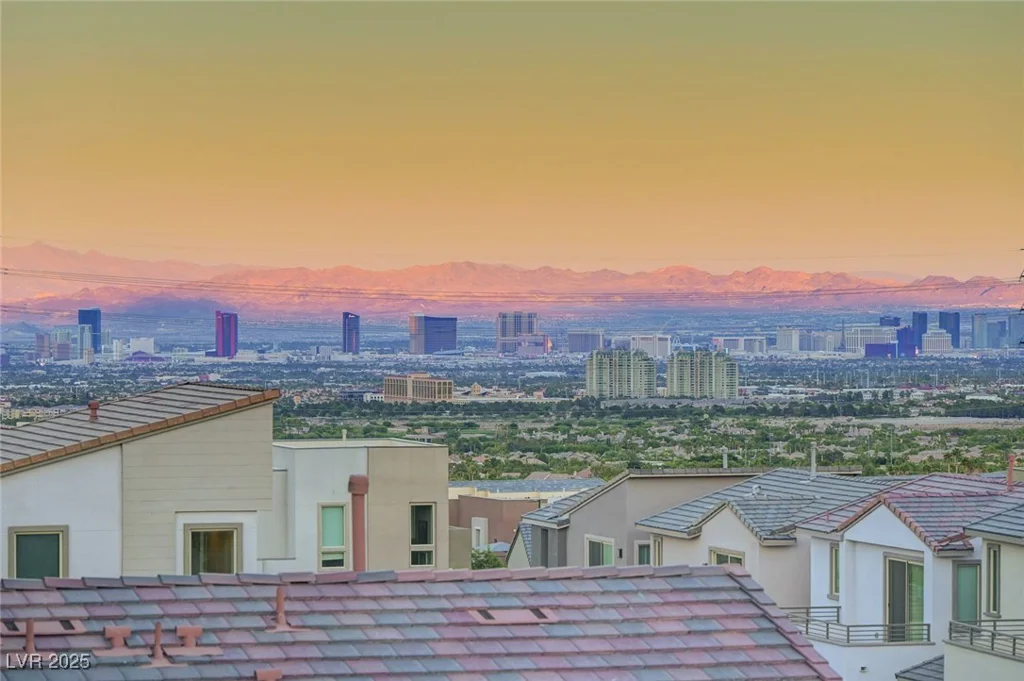 648 Pyrite Will, Las Vegas, NV 89138
