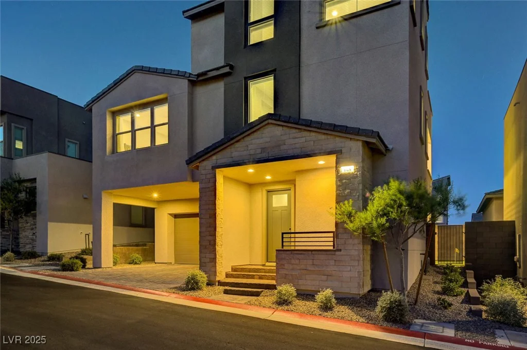 648 Pyrite Will, Las Vegas, NV 89138