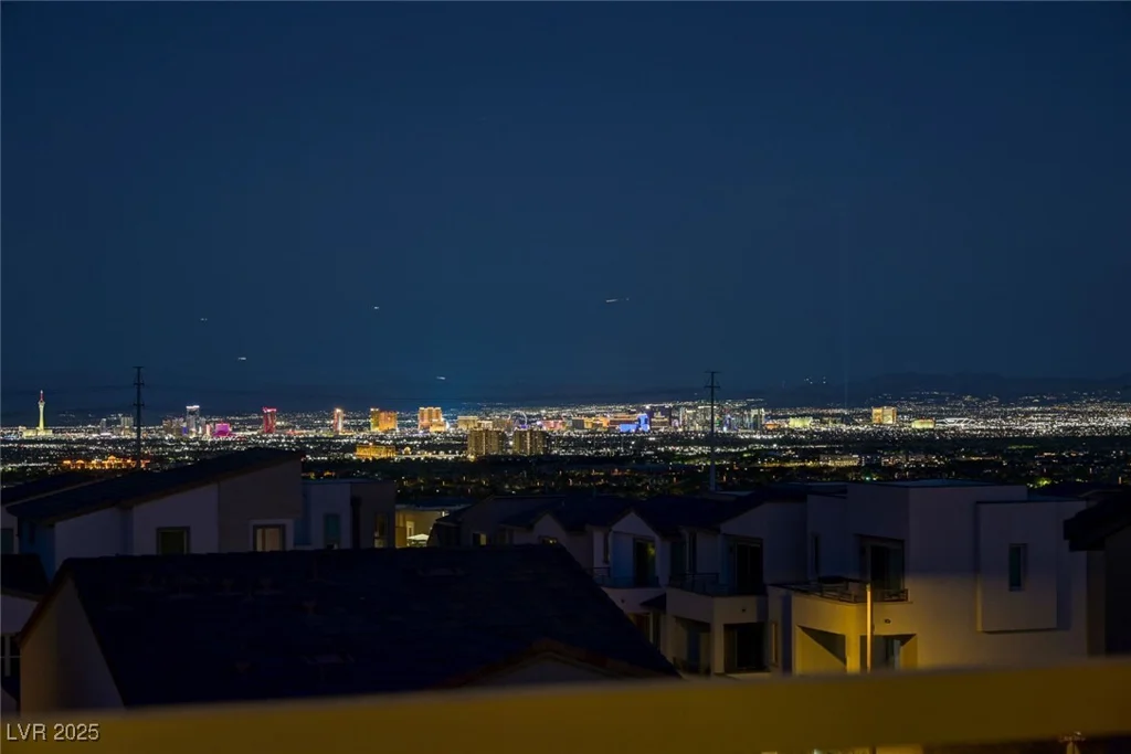 648 Pyrite Will, Las Vegas, NV 89138