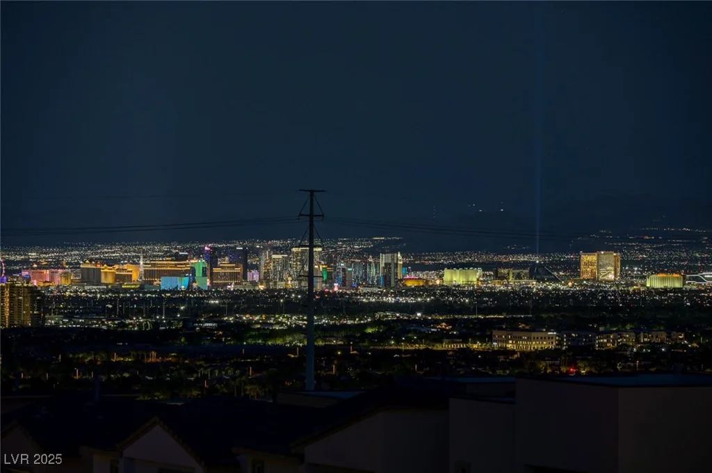 648 Pyrite Will, Las Vegas, NV 89138
