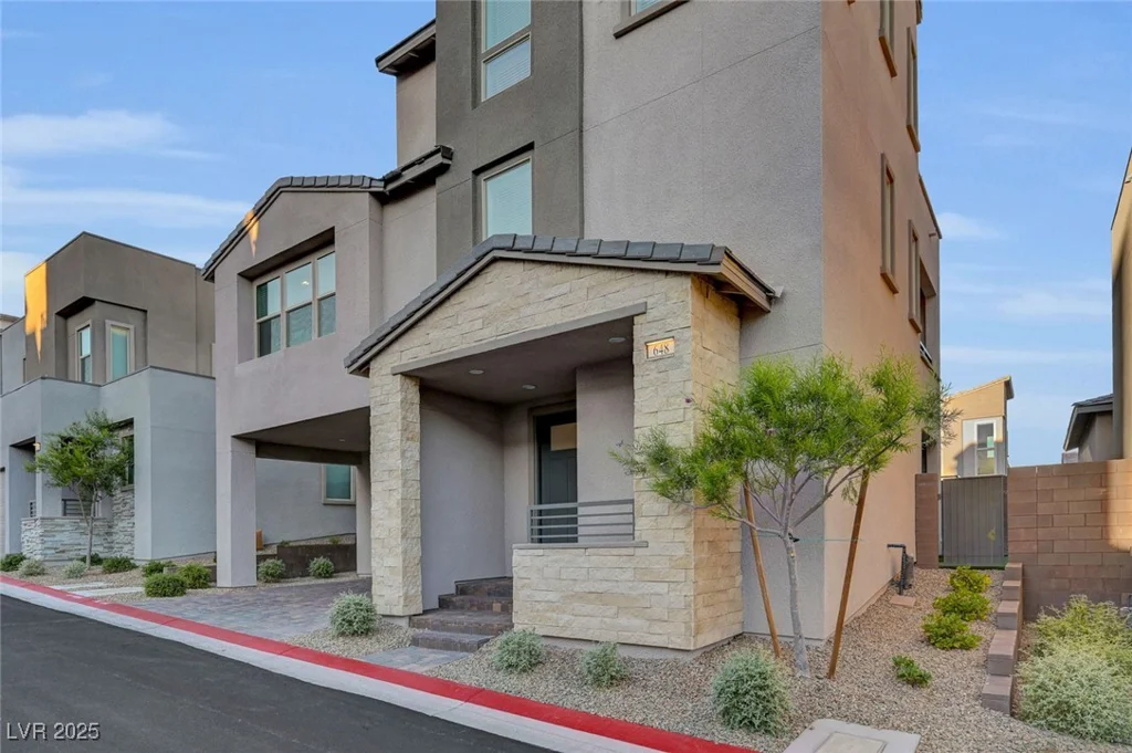 648 Pyrite Will, Las Vegas, NV 89138