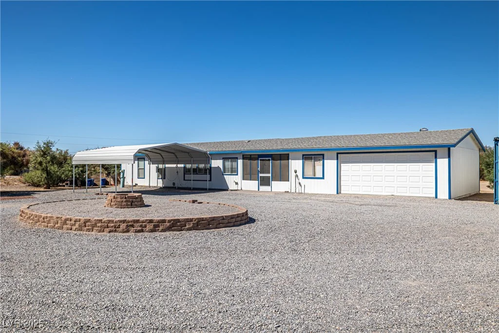 5201 Oakridge, Pahrump, NV 89048