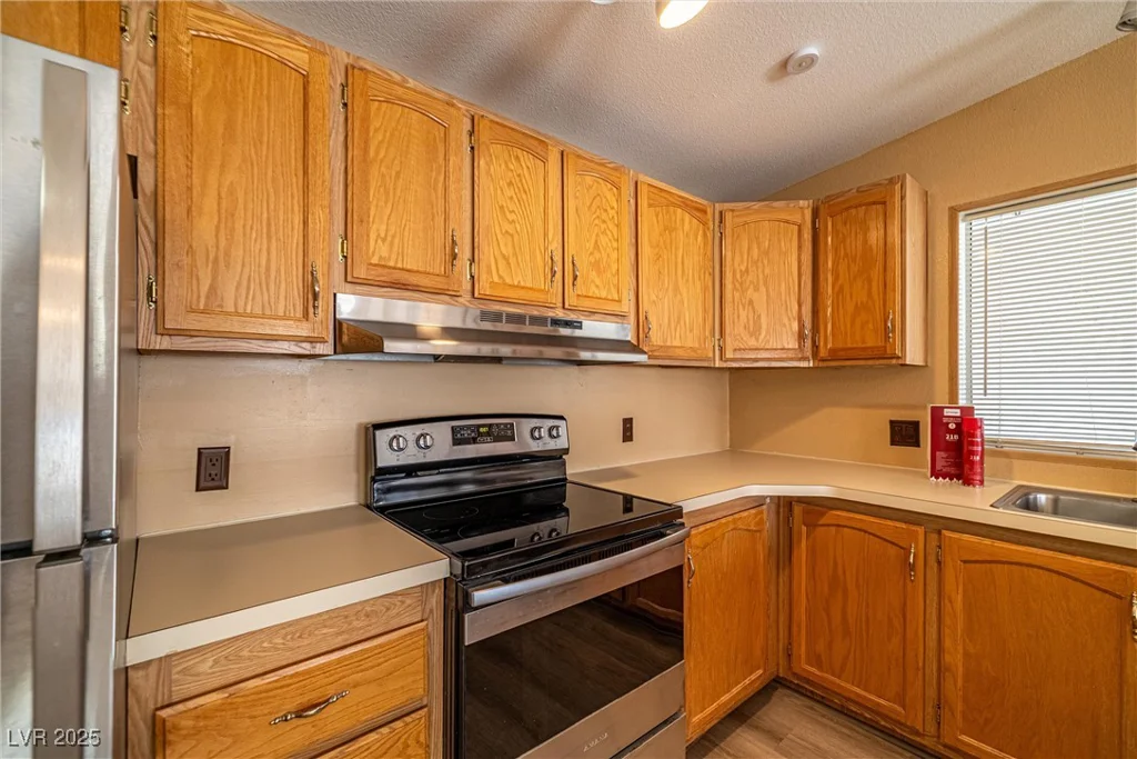 5201 Oakridge, Pahrump, NV 89048