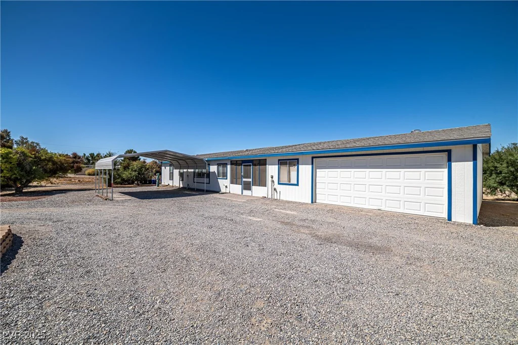 5201 Oakridge, Pahrump, NV 89048