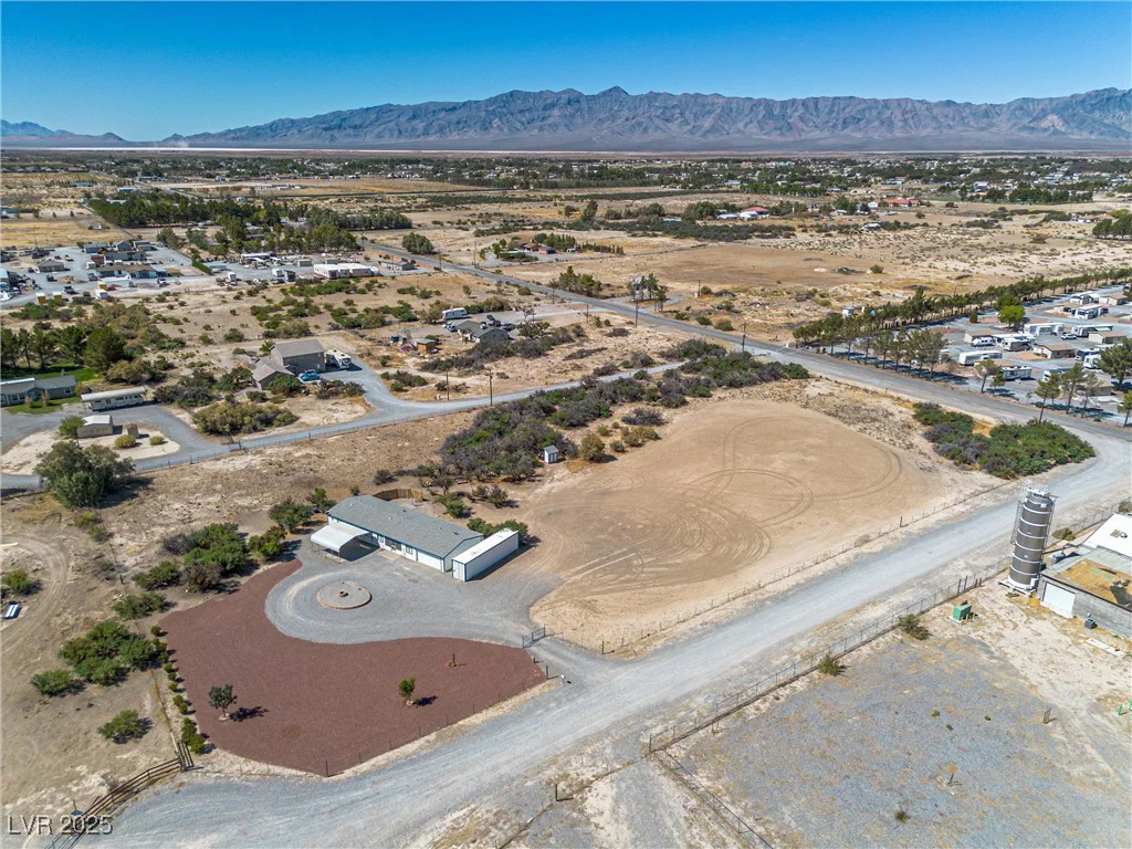 5201 Oakridge, Pahrump, NV 89048