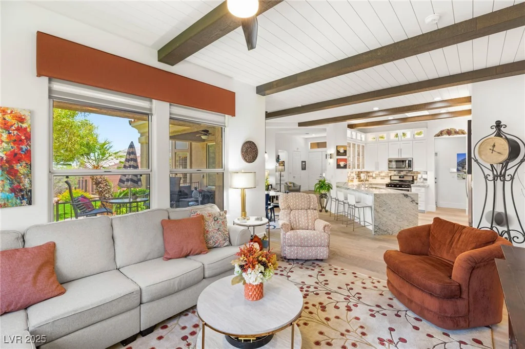 10404 Long Leaf, Las Vegas, NV 89134
