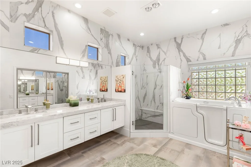 10404 Long Leaf, Las Vegas, NV 89134