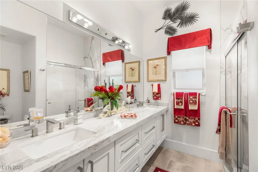 10404 Long Leaf, Las Vegas, NV 89134