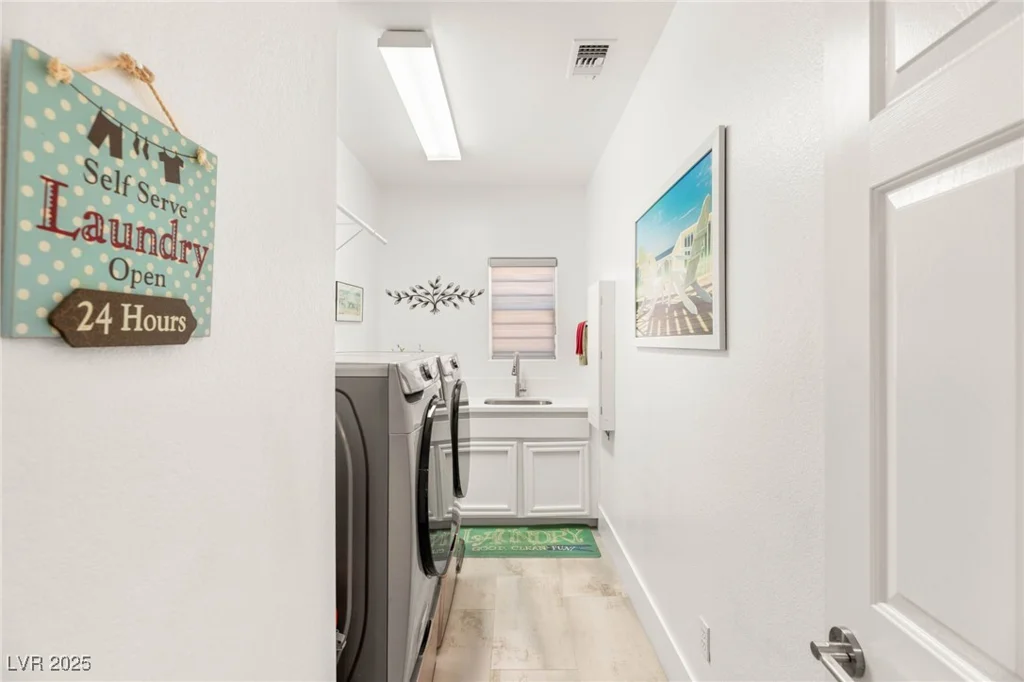 10404 Long Leaf, Las Vegas, NV 89134