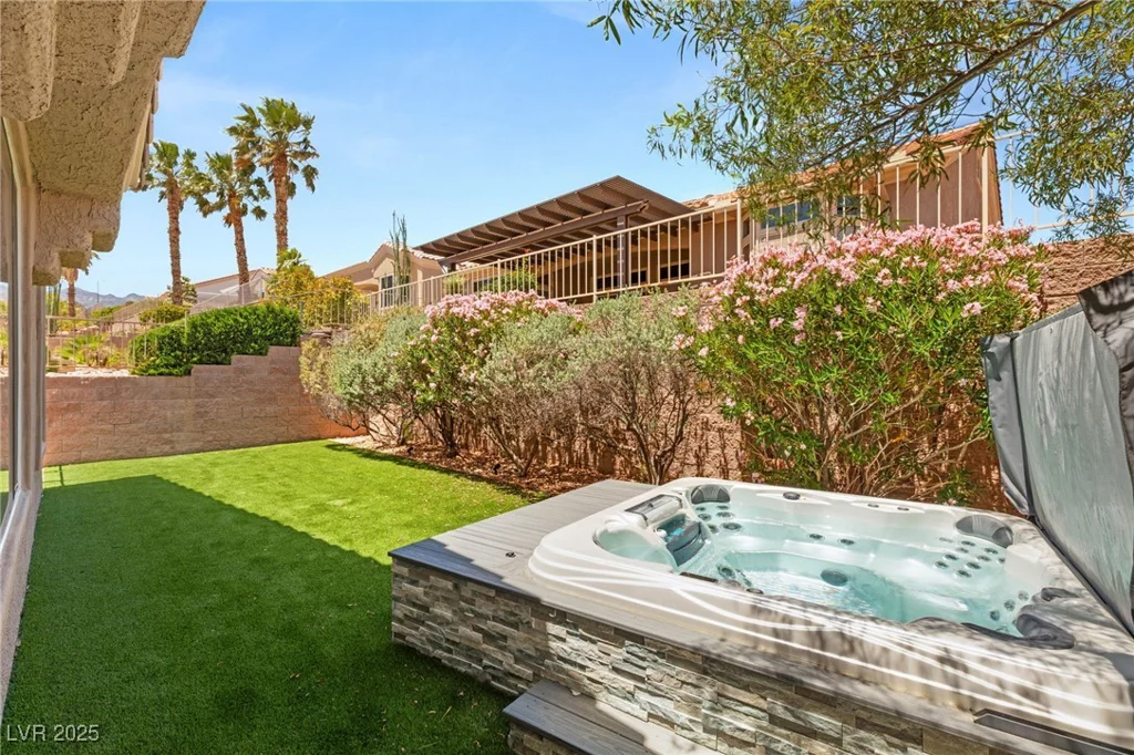 10404 Long Leaf, Las Vegas, NV 89134