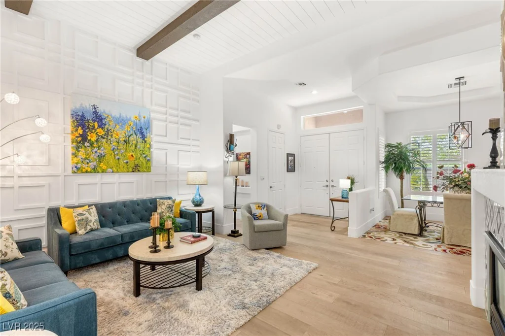 10404 Long Leaf, Las Vegas, NV 89134