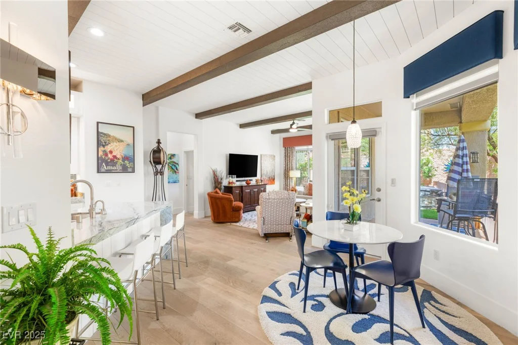 10404 Long Leaf, Las Vegas, NV 89134