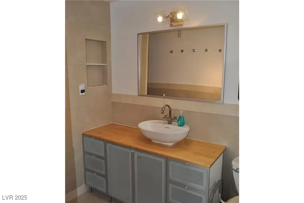 1680 Sombrero, Las Vegas, NV 89169