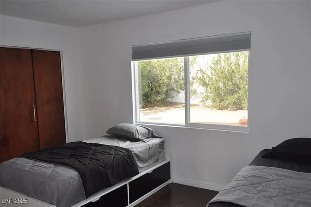 1680 Sombrero, Las Vegas, NV 89169
