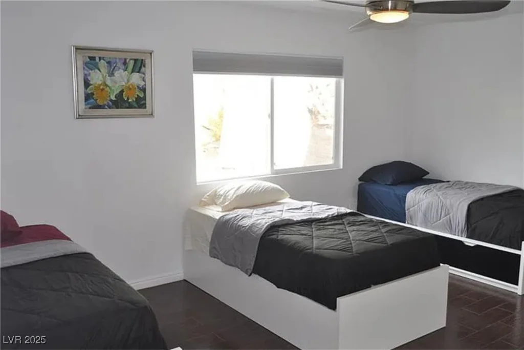1680 Sombrero, Las Vegas, NV 89169