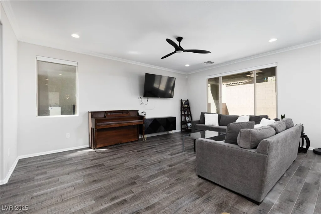 9013 Pink Quill, Las Vegas, NV 89178