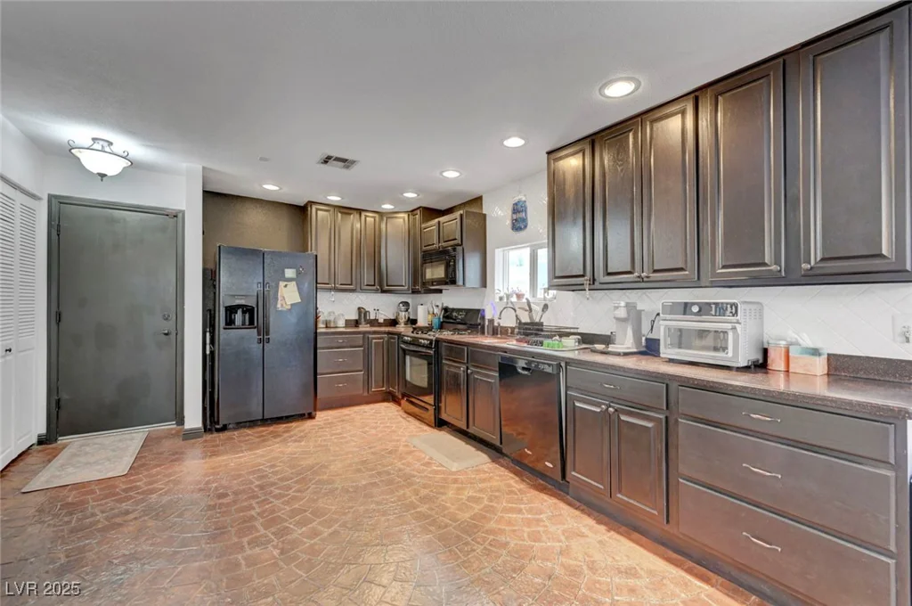 218 Comanche, Henderson, NV 89074