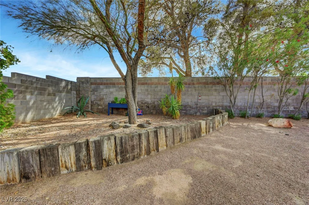 218 Comanche, Henderson, NV 89074
