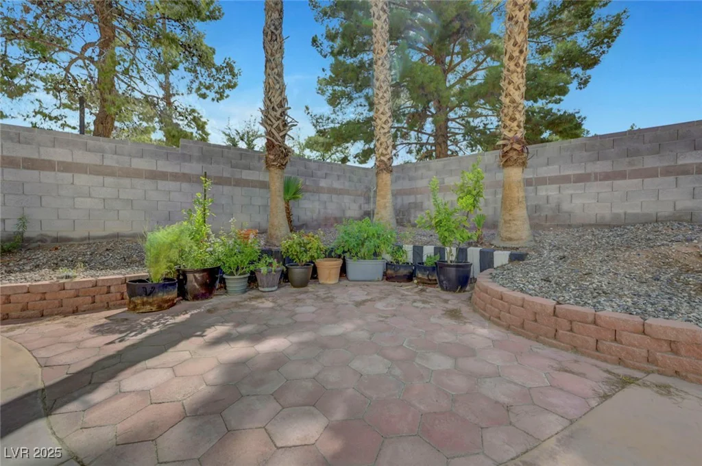 218 Comanche, Henderson, NV 89074