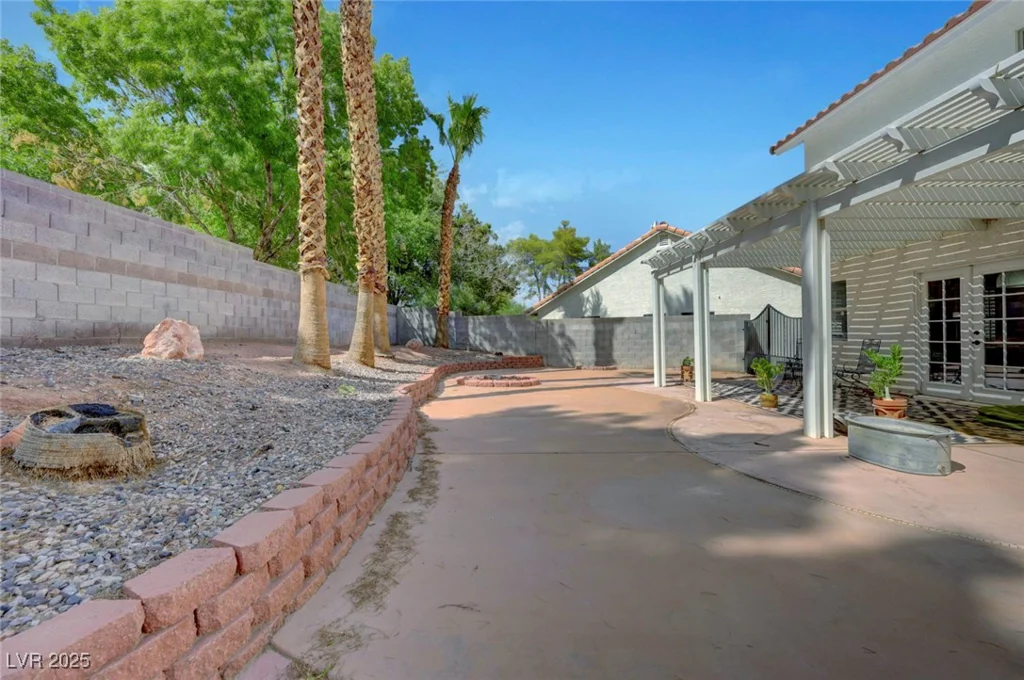 218 Comanche, Henderson, NV 89074