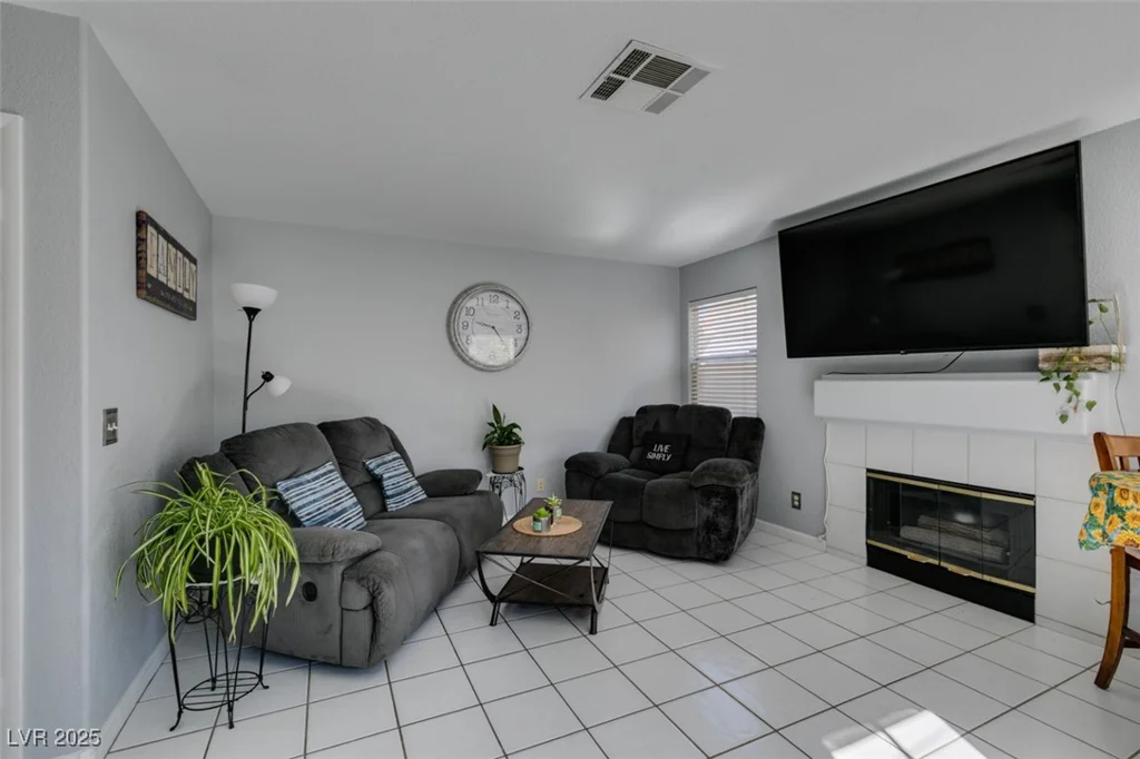 2187 Eaglecloud, Henderson, NV 89074