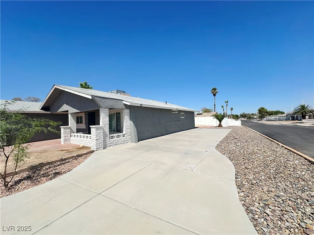 5380 Tunis, Las Vegas, NV 89122