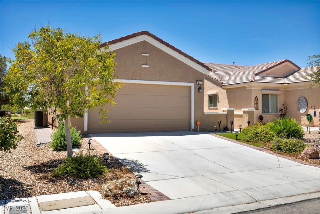 7537 Chaffinch, North Las Vegas, NV 89084