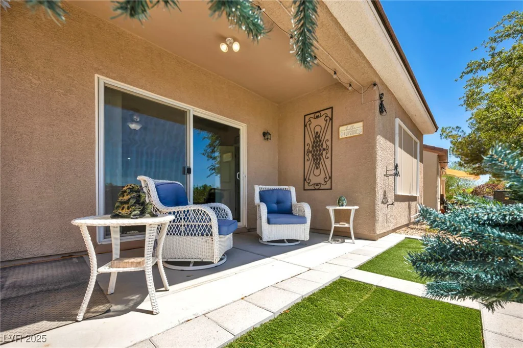 7537 Chaffinch, North Las Vegas, NV 89084