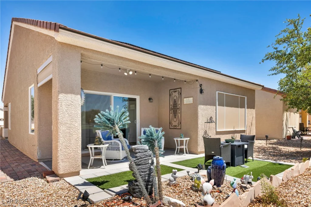7537 Chaffinch, North Las Vegas, NV 89084